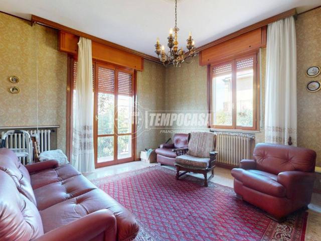 Villa Indipendente in vendita a Santa Margherita, Fidenza