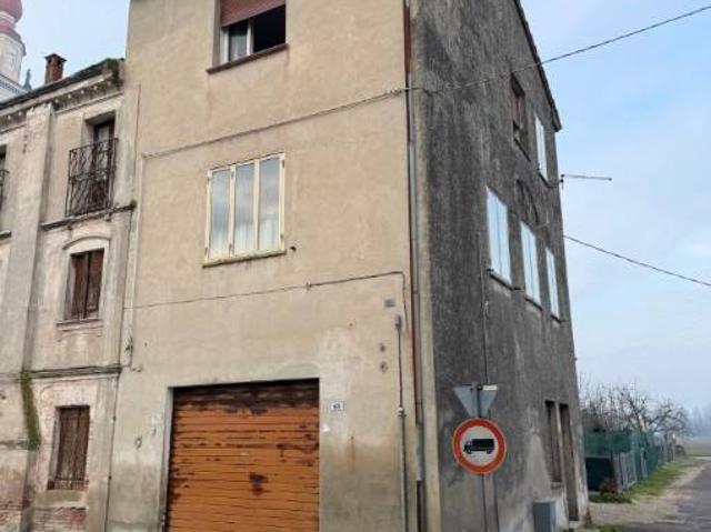 Villa Indipendente in vendita a Fiesso Umbertiano, Veneto