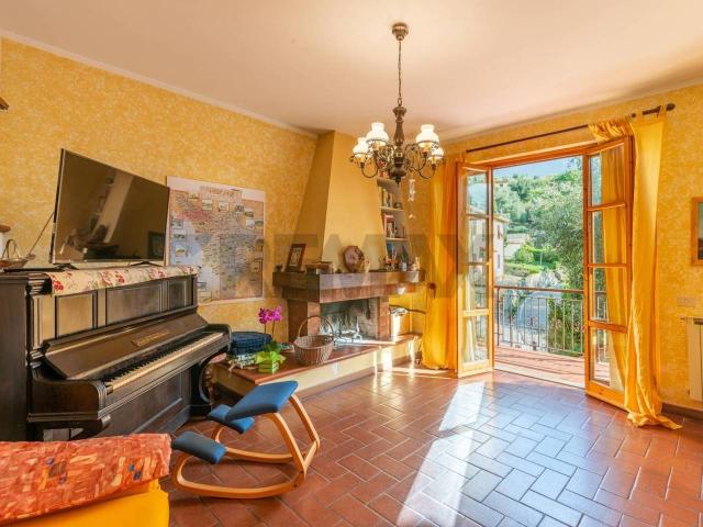 Villa Indipendente in vendita a Figline e Incisa Valdarno, Figline Valdarno