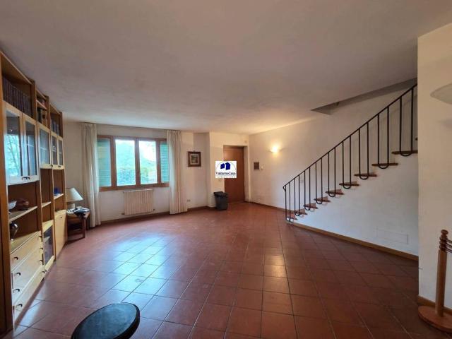 Villa Indipendente in vendita a Figline e Incisa Valdarno, Incisa Val D'arno