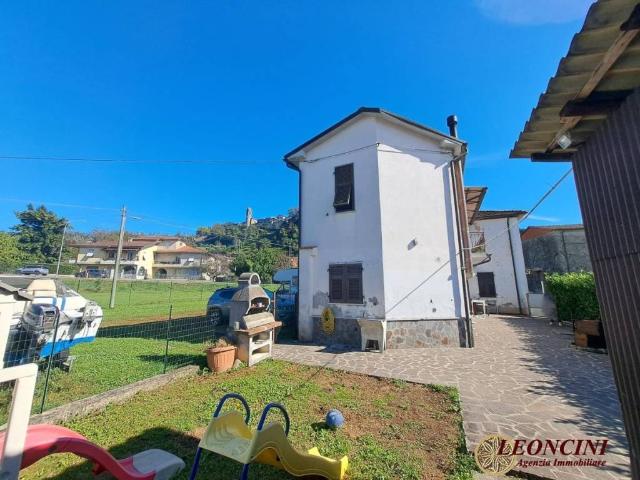 Villa Indipendente in vendita a Unione di comuni Montana Lunigiana, Filattiera