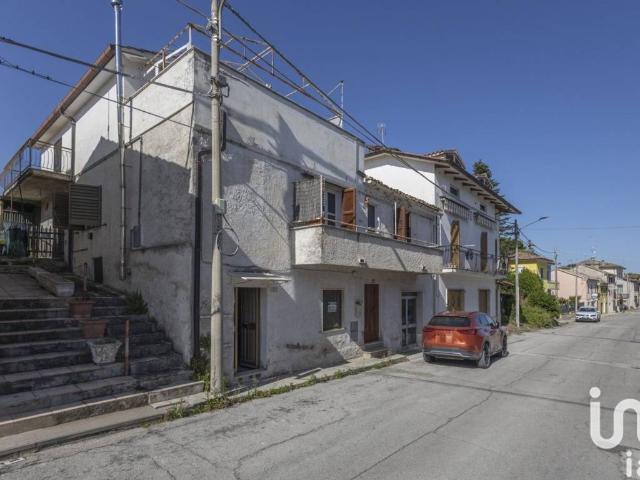 Villa Indipendente in vendita a Montoro, Marche