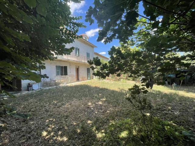 Villa Indipendente in vendita a Montoro, Marche