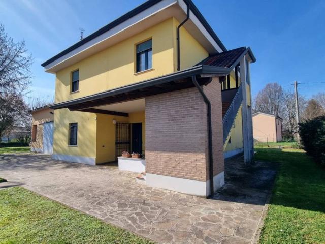 Villa Indipendente in vendita a Unione Comuni Modenesi Area Nord, Finale Emilia