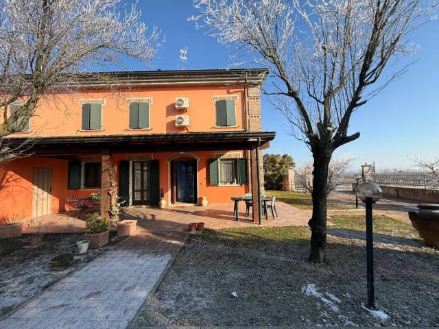 Villa Indipendente in vendita a Unione Comuni Modenesi Area Nord, Finale Emilia