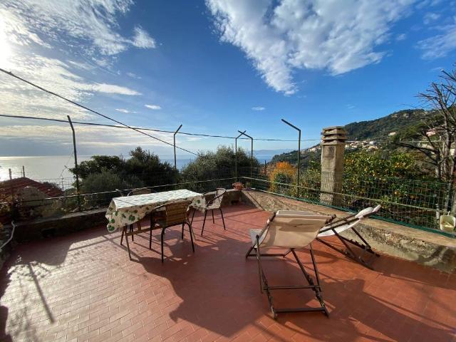 Villa Indipendente in vendita a Calvisio, Finale Ligure