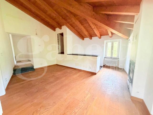 Villa Indipendente in vendita a Vezzi Portio, Liguria