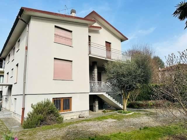 Villa Indipendente in vendita a Fino Mornasco, Lombardia