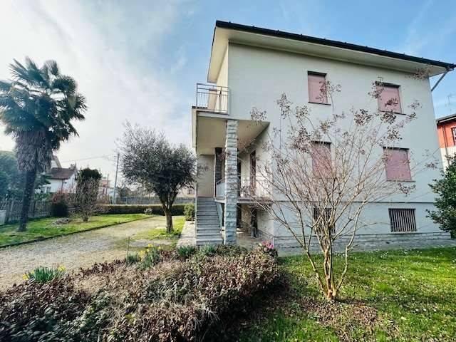 Villa Indipendente in vendita a Fino Mornasco, Como