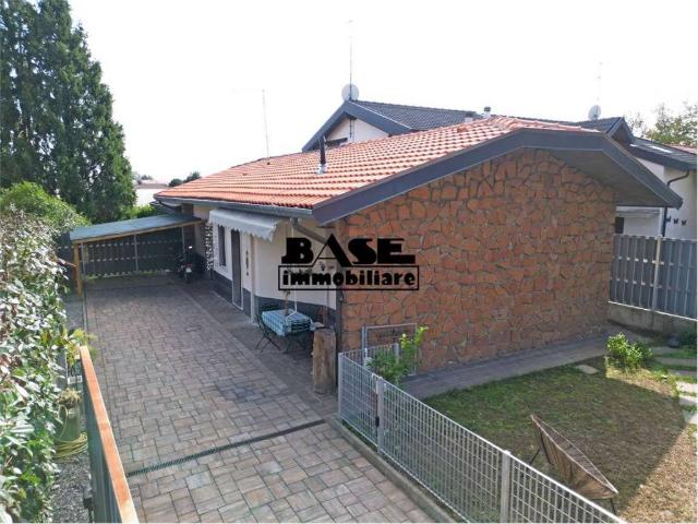 Villa Indipendente in vendita a Socco, Fino Mornasco