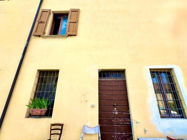 Villa Indipendente in vendita a Fiorenzuola D'arda, Reggio Emilia