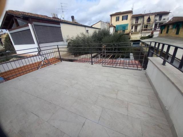 Villa Indipendente in vendita a Quartiere 5, Firenze
