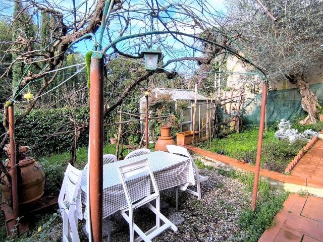 Villa Indipendente in vendita a Settignano, Firenze