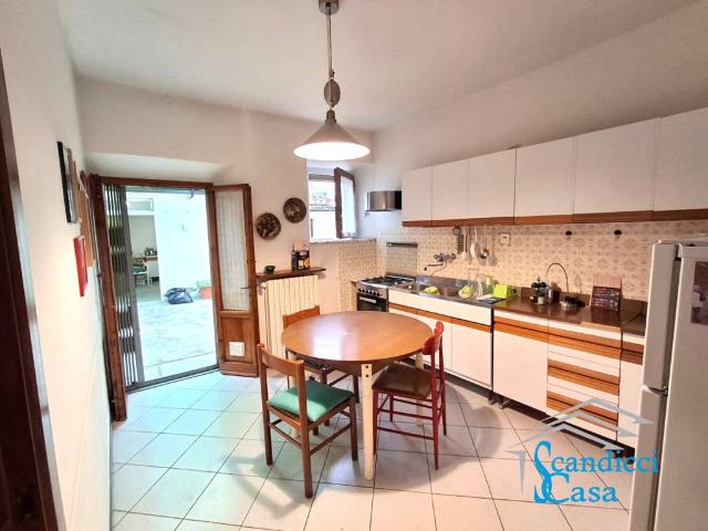 Villa Indipendente in vendita a Quartiere 4, Firenze