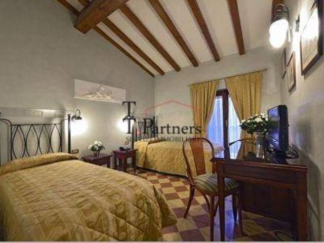 Villa Indipendente in vendita a Quartiere 2, Firenze