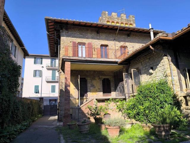Villa Indipendente in vendita a Quartiere 5, Firenze