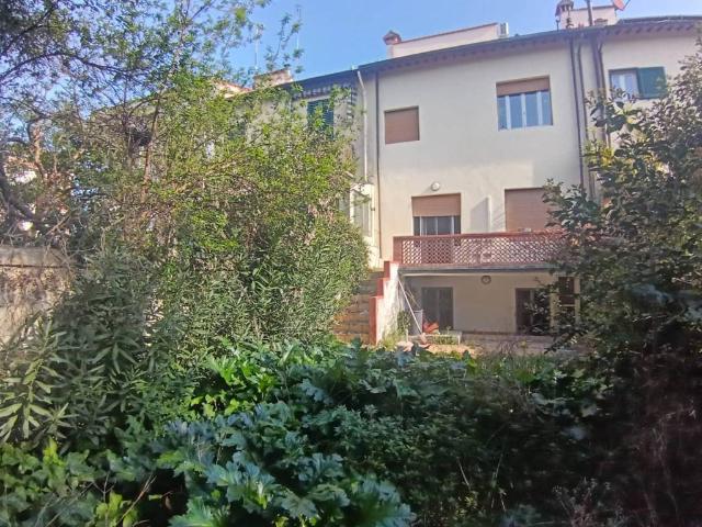 Villa Indipendente in vendita a Quartiere 1, Firenze