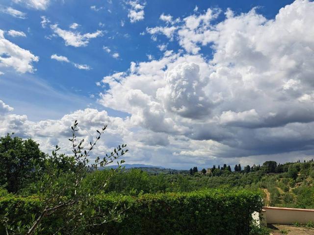 Villa Indipendente in vendita a Quartiere 3, Firenze