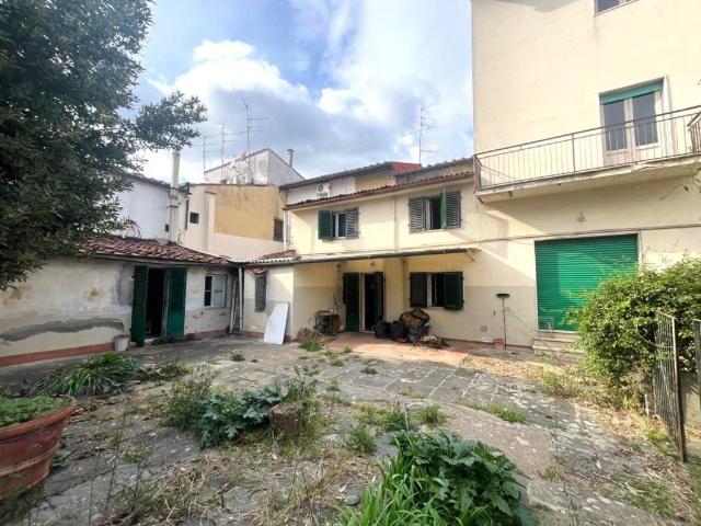 Villa Indipendente in vendita a Quartiere 5, Firenze