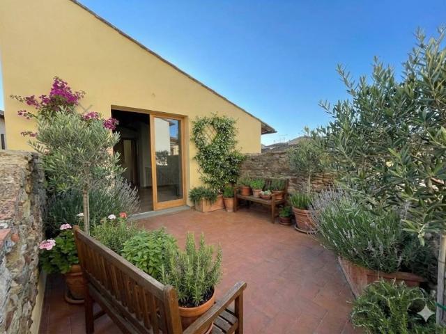 Villa Indipendente in vendita a Quartiere 3, Firenze