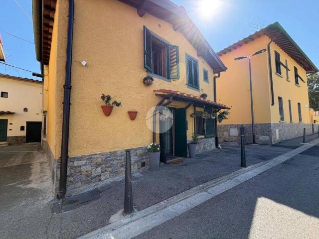 Villa Indipendente in vendita a Brozzi, Firenze