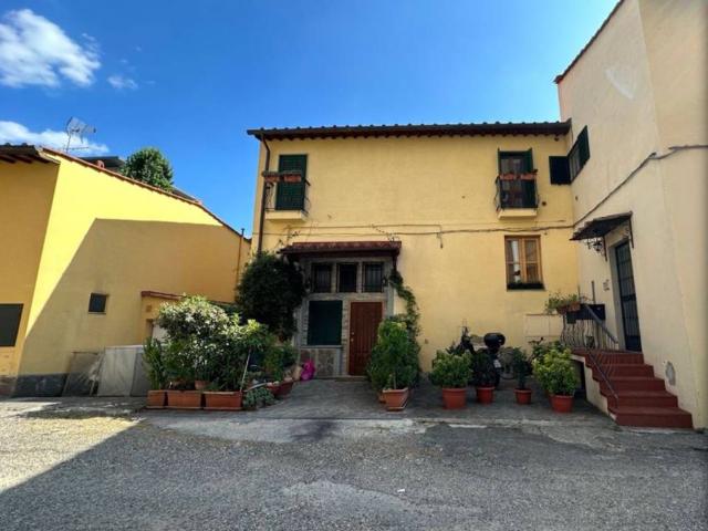 Villa Indipendente in vendita a Quartiere 4, Firenze