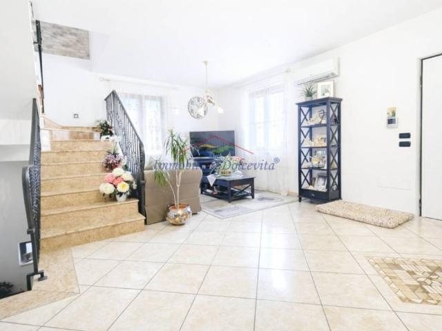 Villa Indipendente in vendita a Quartiere 4, Firenze