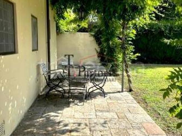 Villa Indipendente in vendita a Serpiolle, Firenze