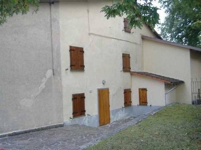 Villa Indipendente in vendita a Firenzuola, Firenze
