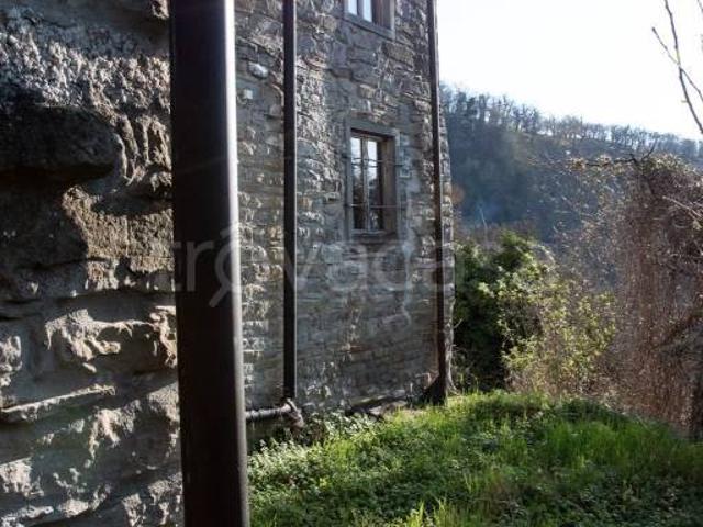 Villa Indipendente in vendita a Firenzuola, Toscana