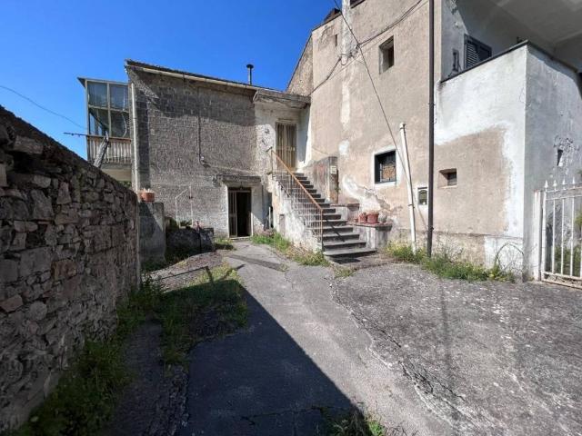 Villa Indipendente in vendita a Villa, Fisciano
