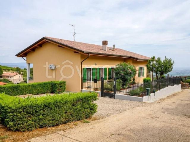 Villa Indipendente in vendita a Soave, Veneto