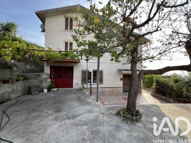 Villa Indipendente in vendita a San Biase, Fiumefreddo Bruzio