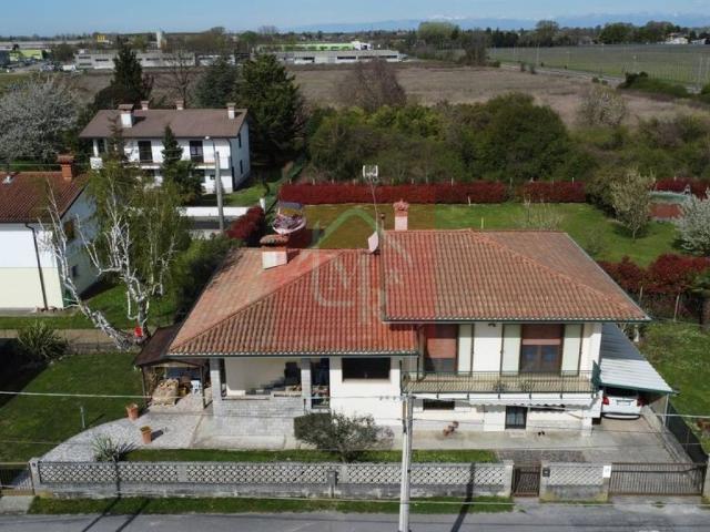 Villa Indipendente in vendita a Terzo Di Aquileia, Friuli-Venezia Giulia