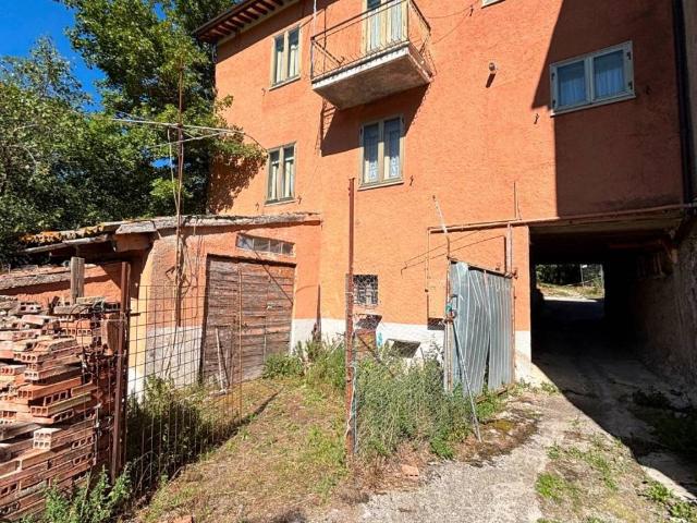 Villa Indipendente in vendita a Marche, Macerata