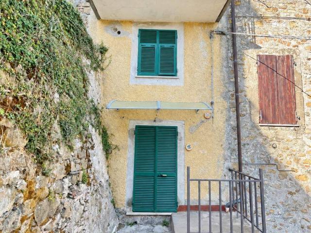 Villa Indipendente in vendita a San Terenzo Monti, Fivizzano