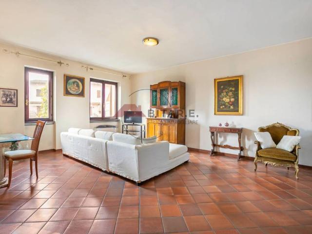 Villa Indipendente in vendita a Flero, Lombardia