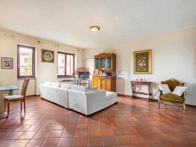 Villa Indipendente in vendita a Flero, Lombardia