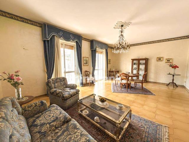 Villa Indipendente in vendita a Floridia, Sicilia