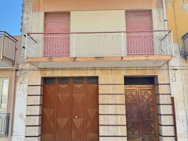 Villa Indipendente in vendita a Santuzzo, Floridia