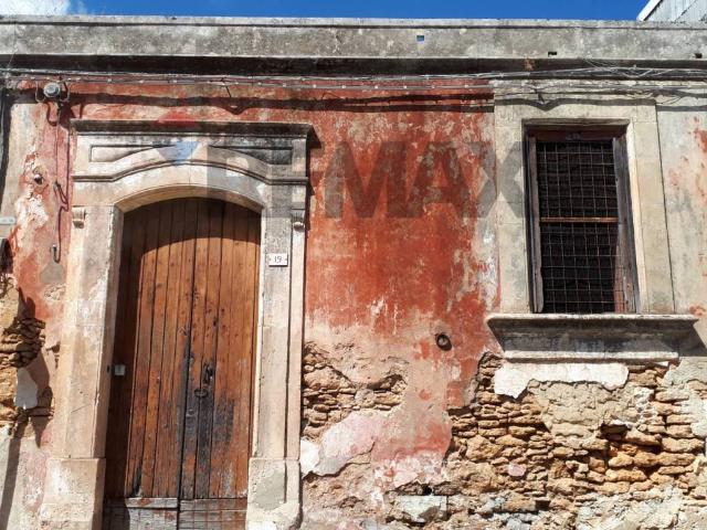 Villa Indipendente in vendita a Floridia, Sicilia