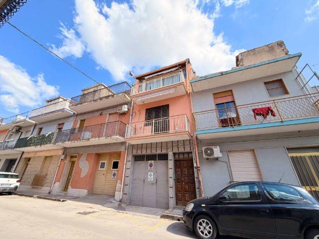 Villa Indipendente in vendita a Floridia, Sicilia
