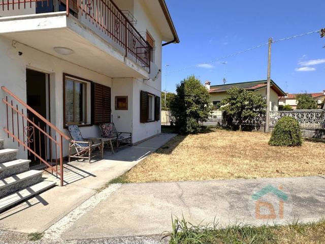 Villa Indipendente in vendita a Fogliano Redipuglia, Friuli-Venezia Giulia
