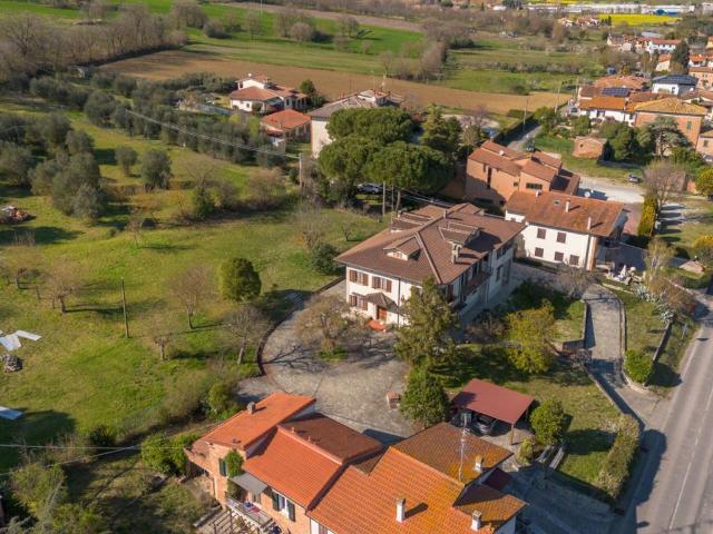 Villa Indipendente in vendita a Foiano Della Chiana, Toscana