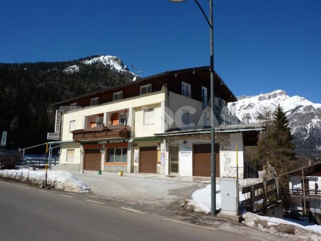 Villa Indipendente in vendita a Magnifica Comunità degli Altipiani Cimbri, Folgaria