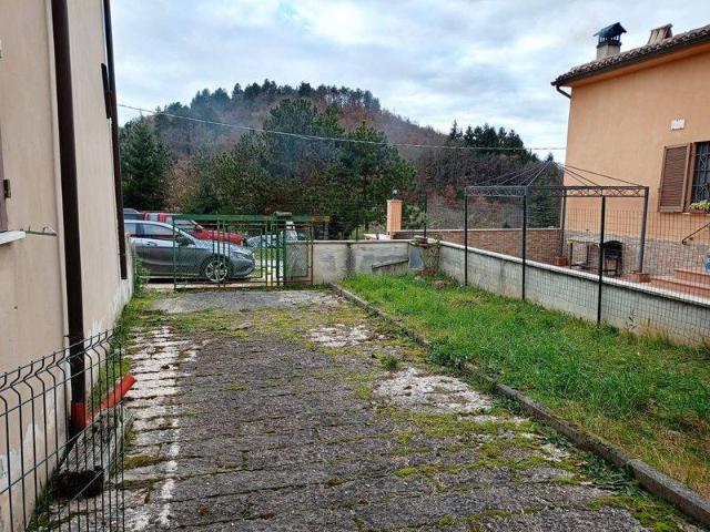 Villa Indipendente in vendita a Vionica, Foligno