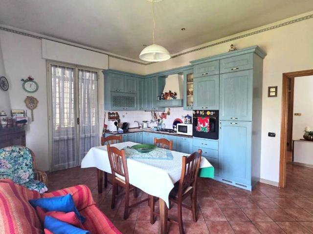 Villa Indipendente in vendita a Sterpete, Foligno