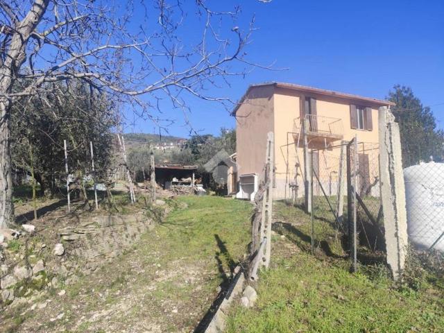 Villa Indipendente in vendita a Scanzano, Foligno