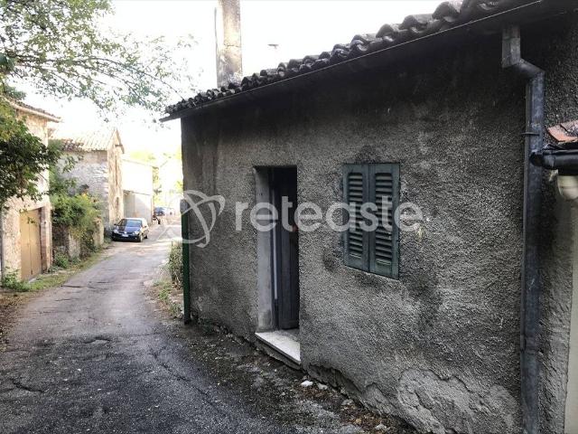 Villa Indipendente in vendita a Colfiorito, Foligno