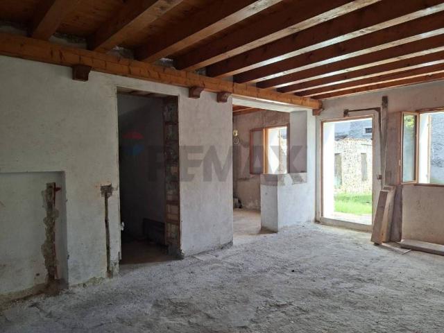 Villa Indipendente in vendita a Follina, Veneto